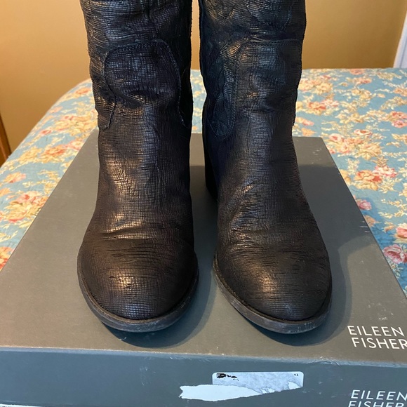 Closet cleaning - Picture 1 of 5